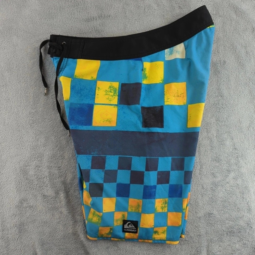 Quiksilver Board Shorts Mens 32 Blue Yellow Checkered Swim Trunks 4-Way Stretch - Picture 6 of 10